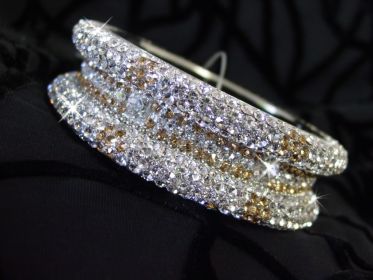 Large Triple Dbl Bangle - Light Colored Topaz